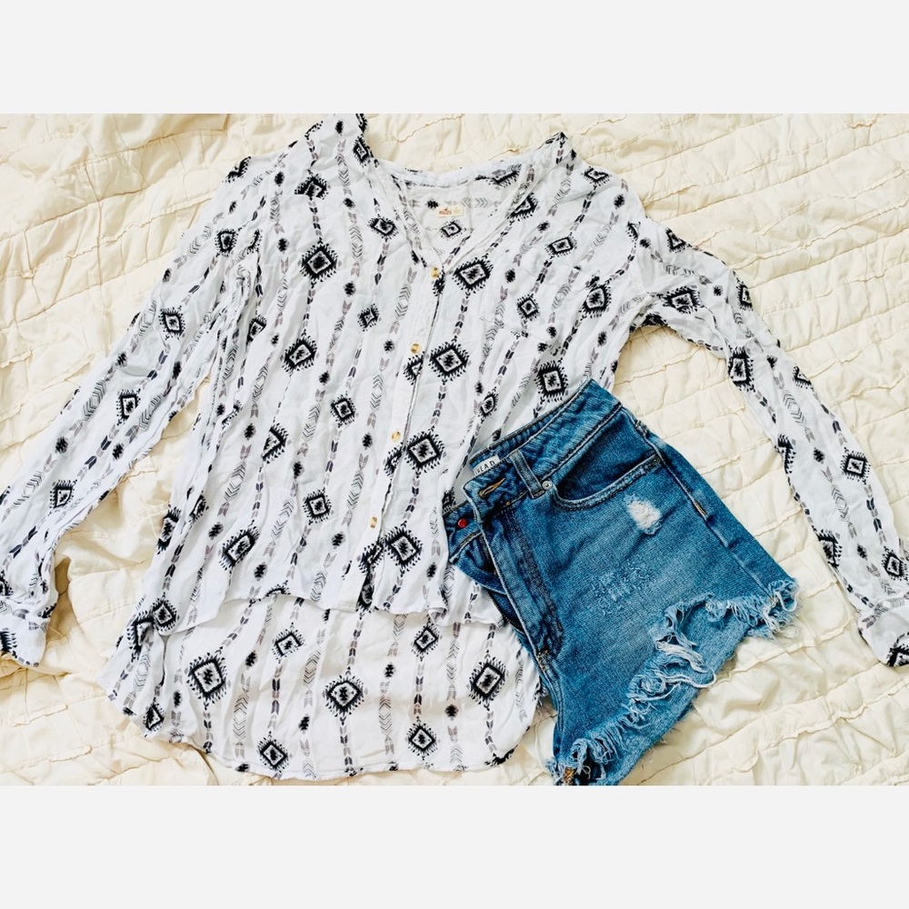 Jean shorts and blouse